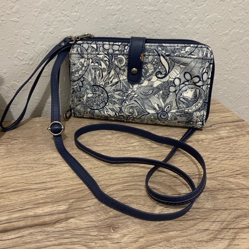 Cross shoulder wallet bag